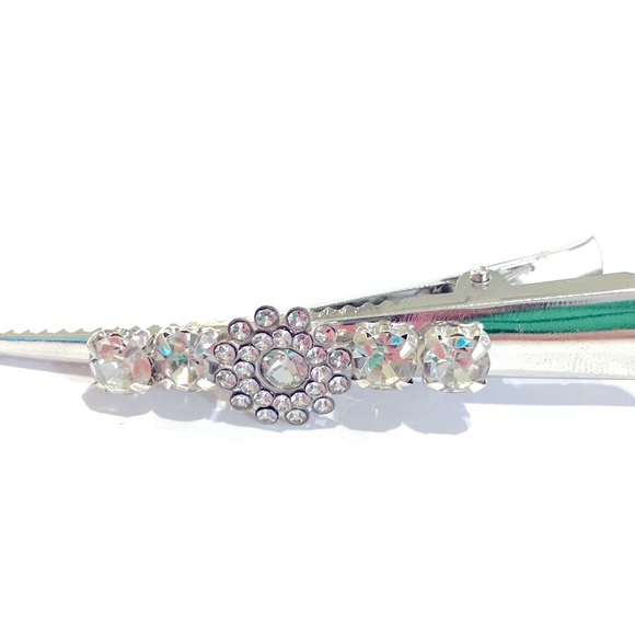 Updo Hair Clips Bobby Pins 4 Piece Set Silver Tone Rhinestones - Picture 6 of 7